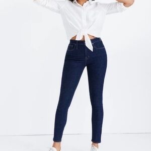 MADEWELL Curvy High Rise Skinny women's 5 pocket black jeans denim EUC Size 33T